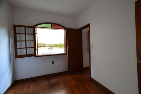 Quarto 1 de casa para alugar com 1 quarto, 75m² em Boa Vista, Belo Horizonte