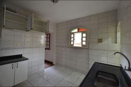 Casa para alugar com 75m², 1 quarto e 2 vagas Casa para alugar com 75m², 1 quarto e 2 vagasCozinha
