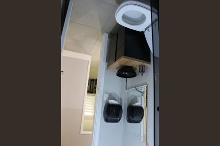 Casa para alugar com 281m², 3 quartos e 5 vagasBanheiro 1