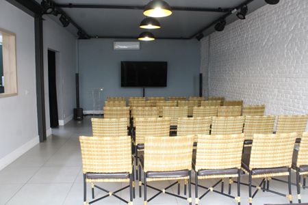 Casa para alugar com 281m², 3 quartos e 5 vagasSala