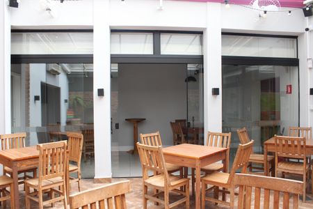 Casa para alugar com 281m², 3 quartos e 5 vagasJardim De Inverno