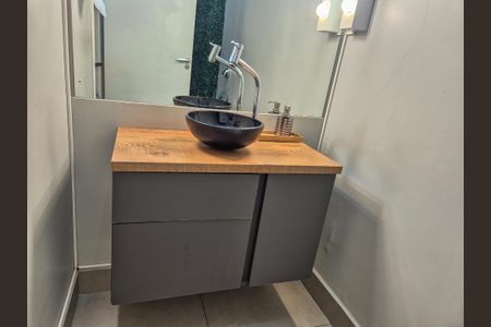 Casa para alugar com 281m², 3 quartos e 5 vagas Casa para alugar com 281m², 3 quartos e 5 vagasBanheiro 4 - Sala