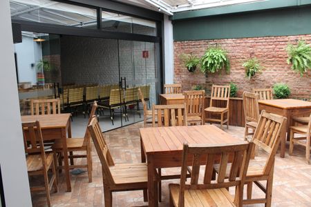 Jardim De Inverno de casa para alugar com 3 quartos, 281m² em Sumaré, São Paulo