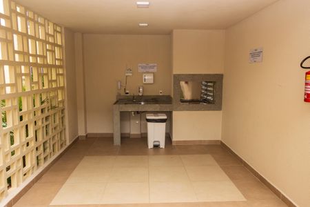 Apartamento para alugar com 36m², 2 quartos e sem vagaÁrea comum - Churrasqueira