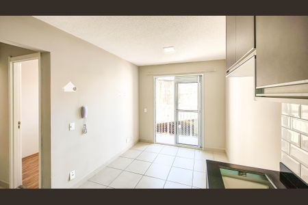 Sala de apartamento para alugar com 2 quartos, 36m² em Socorro, São Paulo