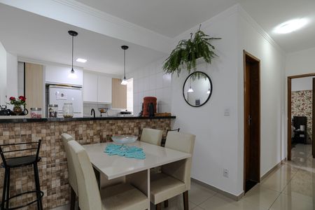 Apartamento para alugar com 112m², 3 quartos e 1 vaga Apartamento para alugar com 112m², 3 quartos e 1 vagaSala