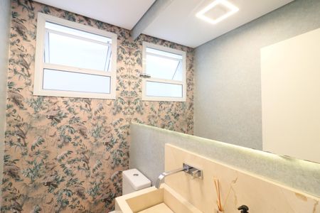 Casa à venda com 230m², 4 quartos e 2 vagasLavabo