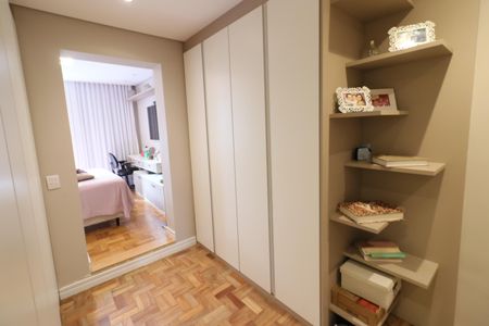 Casa à venda com 230m², 4 quartos e 2 vagasCloset da suíte 1