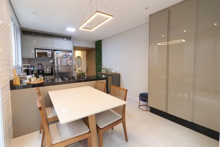 Casa à venda com 230m², 4 quartos e 2 vagasCozinha