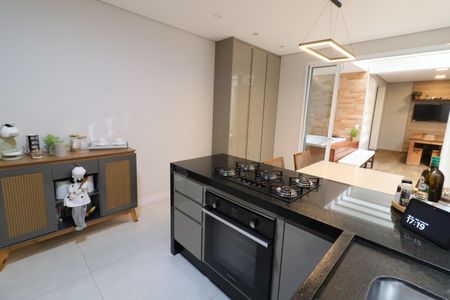Casa à venda com 230m², 4 quartos e 2 vagasCozinha