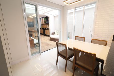 Casa à venda com 230m², 4 quartos e 2 vagasCozinha