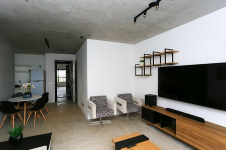 Sala  de apartamento para alugar com 2 quartos, 74m² em Panamby, São Paulo