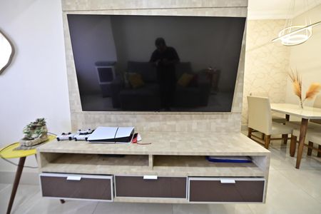 Apartamento para alugar com 2 quartos, 70m² em Setor Bueno, Goiânia