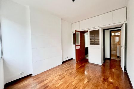 Apartamento à venda com 145m², 3 quartos e 2 vagasSuite 