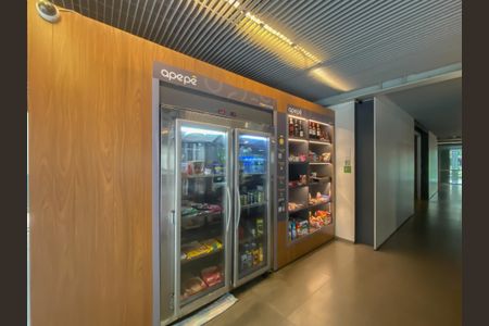 Apartamento à venda com 71m², 2 quartos e 1 vagaMarket