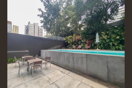 Apartamento à venda com 71m², 2 quartos e 1 vagaPiscina