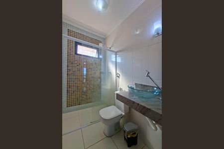 Apartamento para alugar com 350m², 5 quartos e 2 vagas Apartamento para alugar com 350m², 5 quartos e 2 vagasBanheiro da suite 2