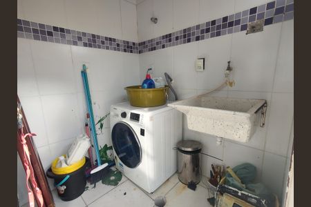 Apartamento para alugar com 350m², 5 quartos e 2 vagas Apartamento para alugar com 350m², 5 quartos e 2 vagasÁrea de serviço