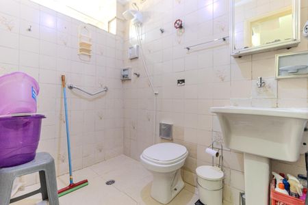 Apartamento à venda com 59m², 2 quartos e sem vaga Apartamento à venda com 59m², 2 quartos e sem vagaBanheiro