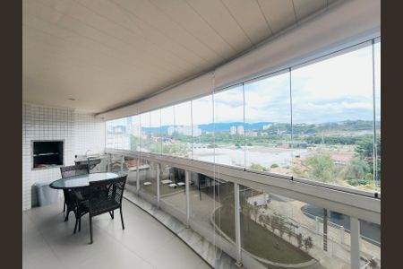 Apartamento à venda com 185m², 3 quartos e 3 vagasVaranda gourmet