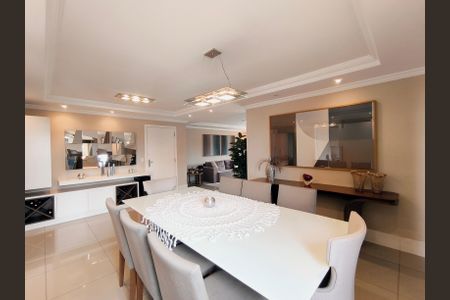 Apartamento à venda com 185m², 3 quartos e 3 vagasSala