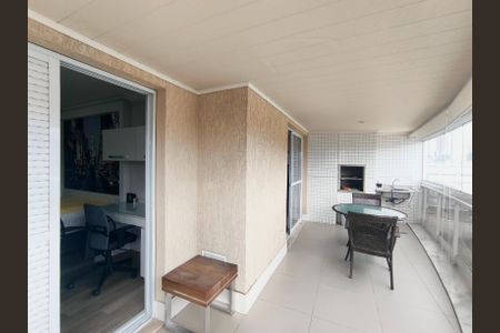 Apartamento à venda com 185m², 3 quartos e 3 vagasVaranda gourmet