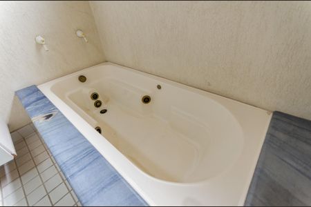 Casa para alugar com 200m², 3 quartos e 2 vagas Casa para alugar com 200m², 3 quartos e 2 vagasSuíte - Banheiro