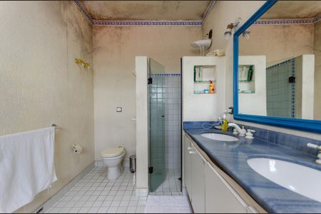 Casa para alugar com 200m², 3 quartos e 2 vagas Casa para alugar com 200m², 3 quartos e 2 vagasSuíte - Banheiro