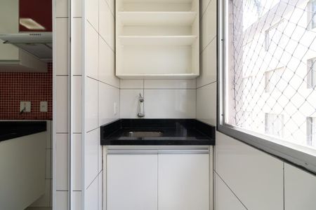 Apartamento para alugar com 52m², 2 quartos e sem vaga Apartamento para alugar com 52m², 2 quartos e sem vagaCozinha e Área de Serviço