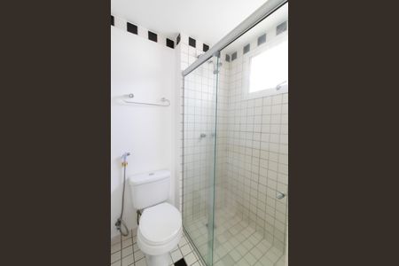 Apartamento à venda com 75m², 3 quartos e 2 vagas Apartamento à venda com 75m², 3 quartos e 2 vagasBanheiro da Suíte