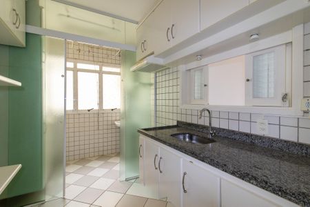 Apartamento à venda com 75m², 3 quartos e 2 vagas Apartamento à venda com 75m², 3 quartos e 2 vagasCozinha