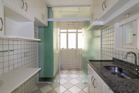 Apartamento à venda com 75m², 3 quartos e 2 vagas Apartamento à venda com 75m², 3 quartos e 2 vagasCozinha