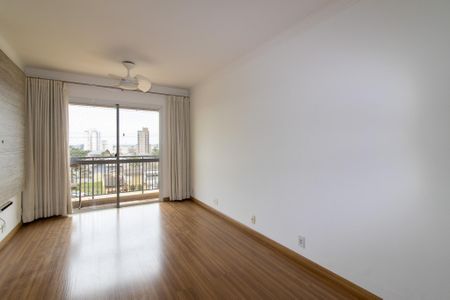 Apartamento à venda com 75m², 3 quartos e 2 vagas Apartamento à venda com 75m², 3 quartos e 2 vagasSala