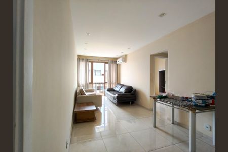 Sala de apartamento para alugar com 2 quartos, 75m² em Praça da Bandeira, Rio de Janeiro