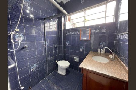 Casa para alugar com 200m², 2 quartos e 2 vagasBanheiro