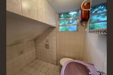 Casa para alugar com 200m², 2 quartos e 2 vagasLavabo