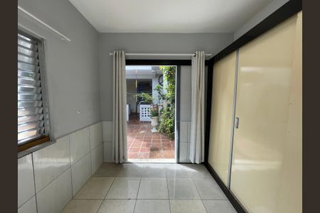 Casa para alugar com 200m², 2 quartos e 2 vagasQuarto 2