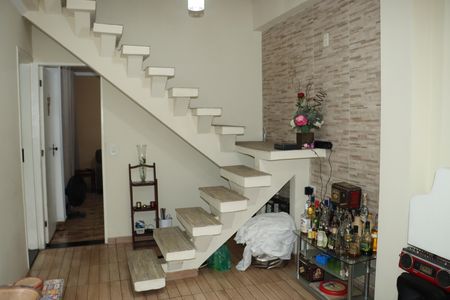 Casa para alugar com 200m², 4 quartos e 2 vagasCorredor
