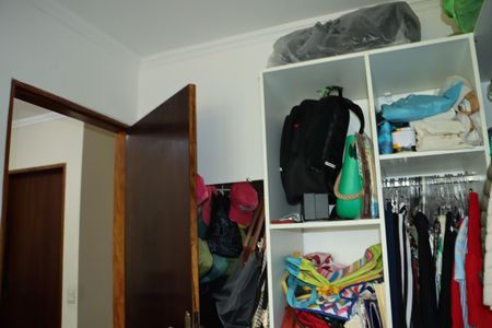 Casa para alugar com 200m², 4 quartos e 2 vagasSuíte 3