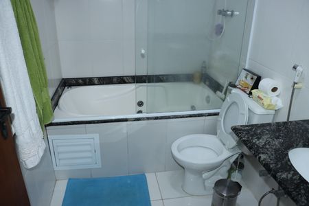 Casa para alugar com 200m², 4 quartos e 2 vagasBanheiro da Suíte 2