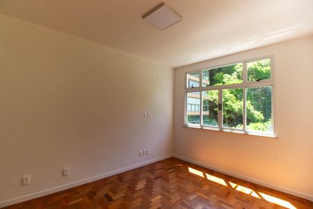 Apartamento à venda com 2 quartos, 55m² em Icaraí, Niterói