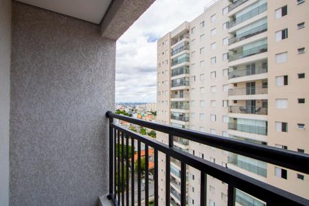 Varanda da sala de apartamento para alugar com 2 quartos, 40m² em Vila Eldizia, Santo André