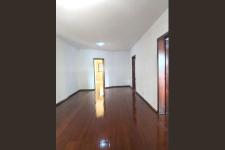 Sala  de casa para alugar com 3 quartos, 191m² em Jardim São Pedro, Porto Alegre