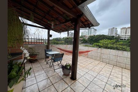 Apartamento à venda com 120m², 3 quartos e 1 vaga