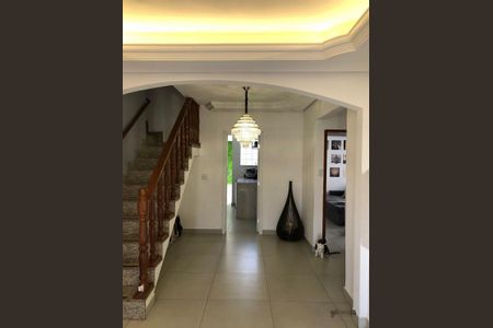 Casa à venda com 4 quartos, 292m² em Betânia, Belo Horizonte