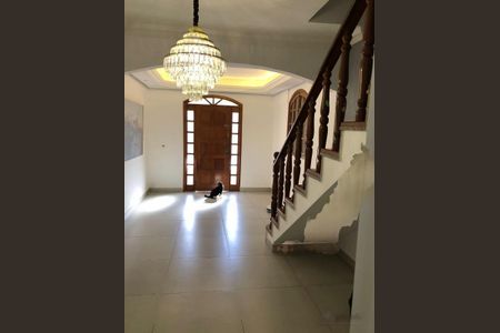 Casa à venda com 292m², 4 quartos e 2 vagas