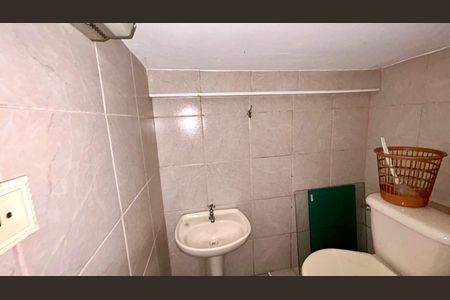 Casa à venda com 168m², 2 quartos e 2 vagas Casa à venda com 168m², 2 quartos e 2 vagasBanheiro 2
