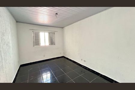 Casa à venda com 168m², 2 quartos e 2 vagas Casa à venda com 168m², 2 quartos e 2 vagasQuarto 2