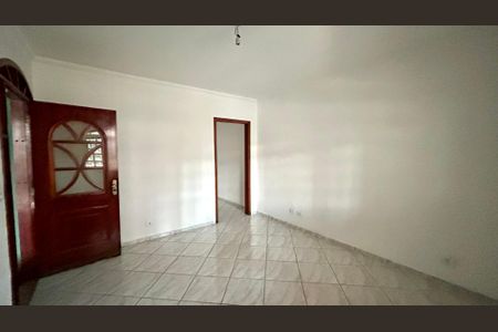 Casa à venda com 168m², 2 quartos e 2 vagas Casa à venda com 168m², 2 quartos e 2 vagasSala
