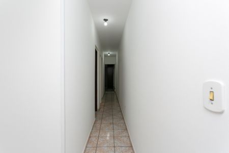 Casa para alugar com 171m², 3 quartos e 2 vagasCorredor 